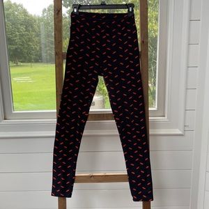 EUC Women’s🎃🦇LuLaRoe Bat Leggings